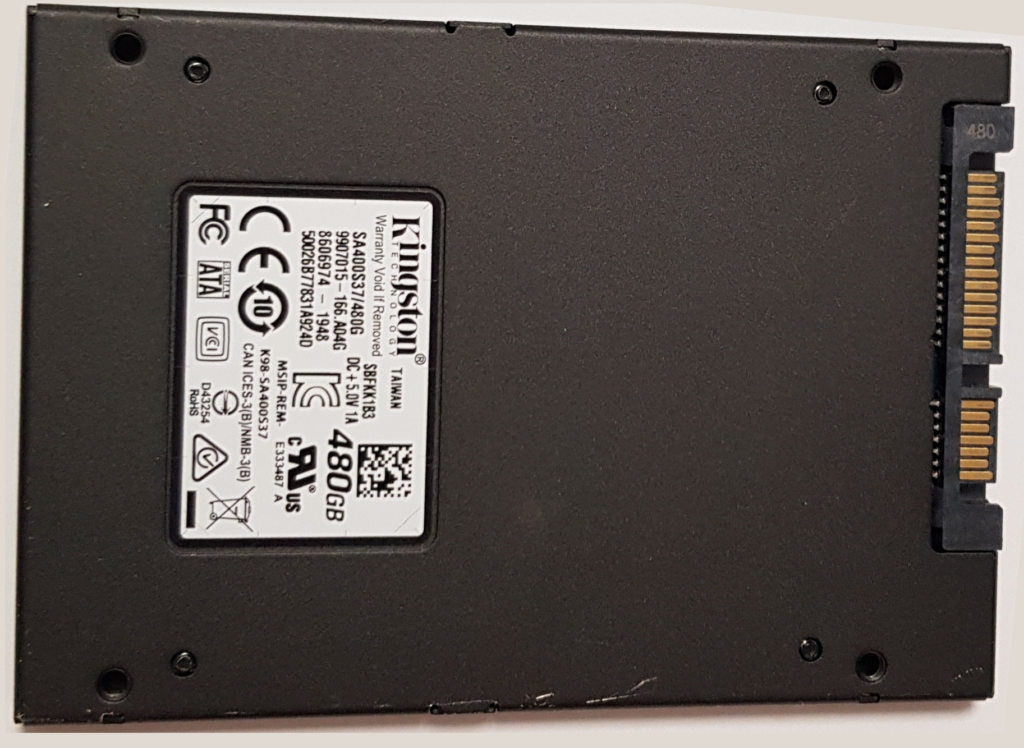 Disco duro SSD SATA III con carcasa