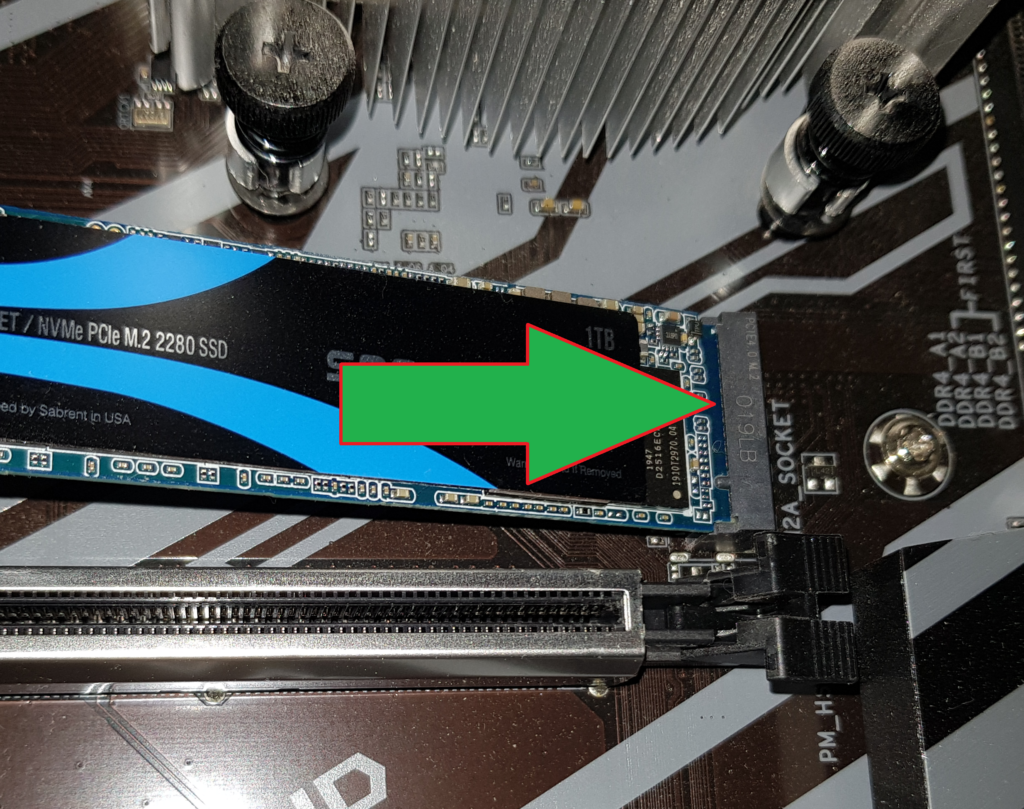 Conectar disco duro SSD M.2 NVMe en placa base
