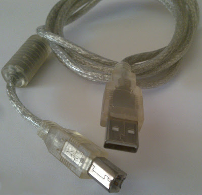 Adquisición del hardware necesario: Arduino UNO, cable USB tipo A-B y LED