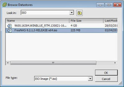 Configuración máquina virtual FreeNAS en VMware ESXi