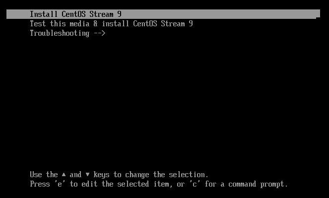 Arrancar máquina virtual e instalar Linux CentOS Stream 9